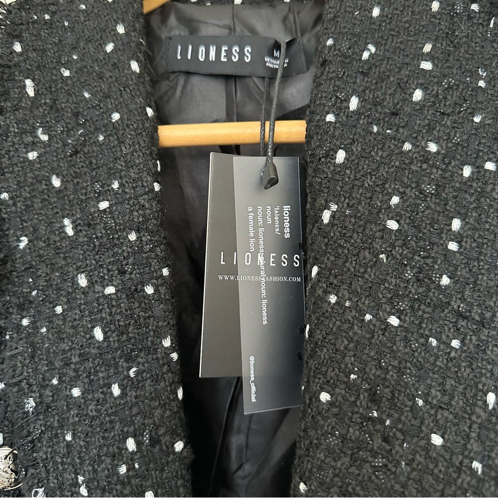 NWT Lioness Kendall Blazer - Picture 9 of 12